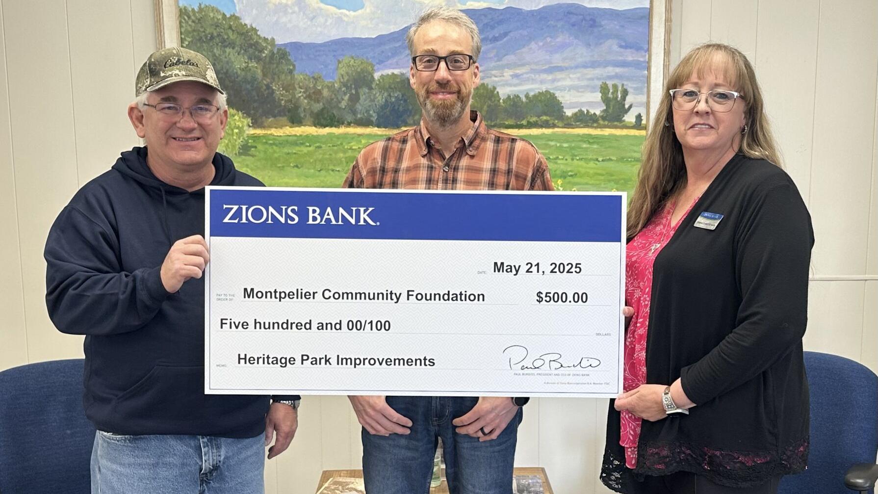 Zions Bank donates $500 to Montpelier Community Foundation